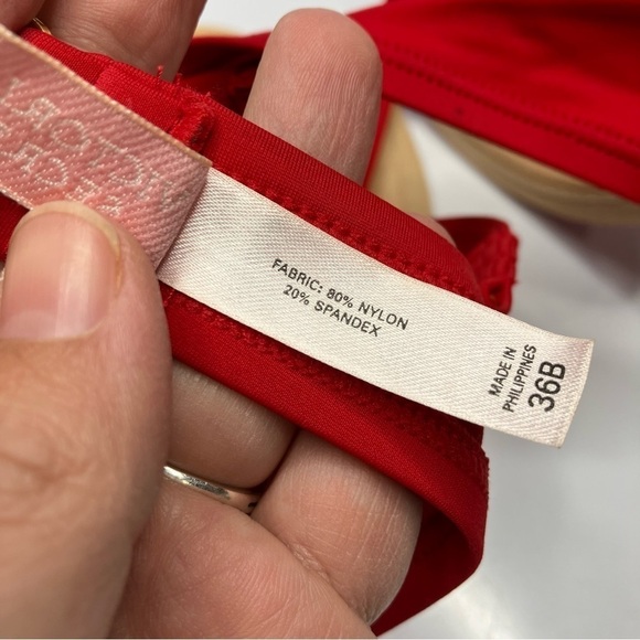 Vintage Victoria’s Secret red underwire Bra size 36B - Picture 5 of 5